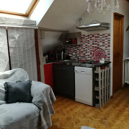 24 Grand Rue Au Centre De *